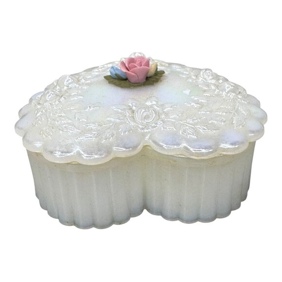 Fenton Pearly Sentiments Opaline Iridescent Heart Shaped Glass Trinket Box 4" - Picture 7 of 10